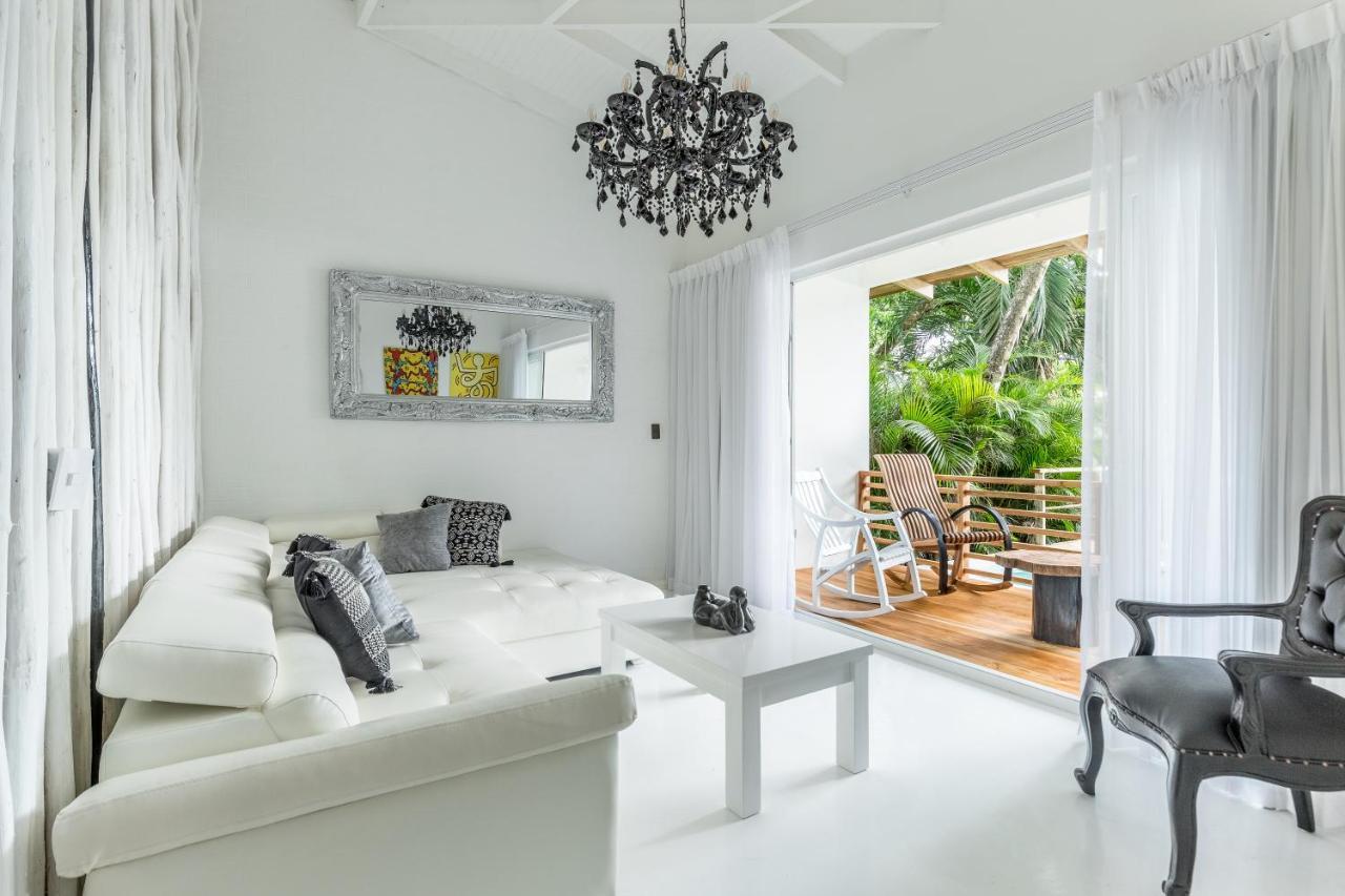 Gigi Brown Beachfront Santa Teresa Hotel 5*