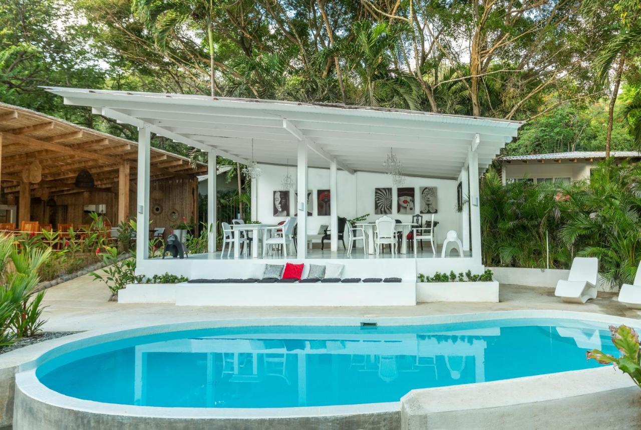 Gigi Brown Beachfront Santa Teresa 5*