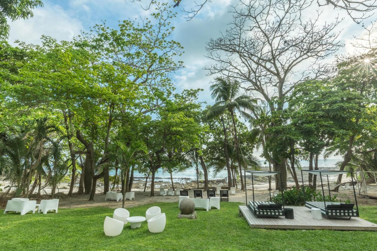Gigi Brown Beachfront Santa Teresa 5* Malpais